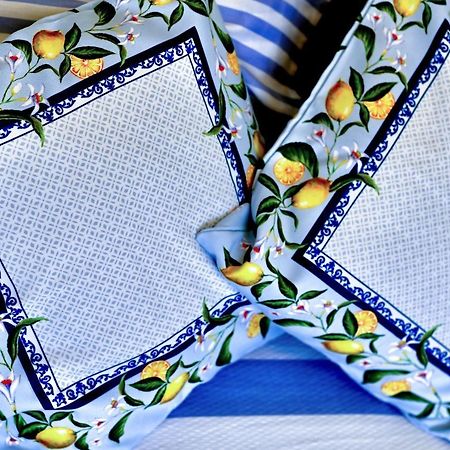 Апартамент Limoncini โซโซโปล ภายนอก รูปภาพ